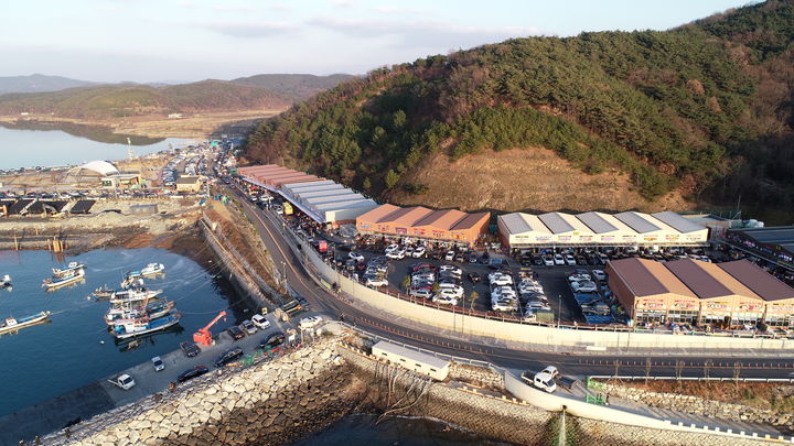 [보령=뉴시스] 보령시 천북 굴단지. (사진=보령시 제공) 2024.11.06. photo@newsis.com  *재판매 및 DB 금지