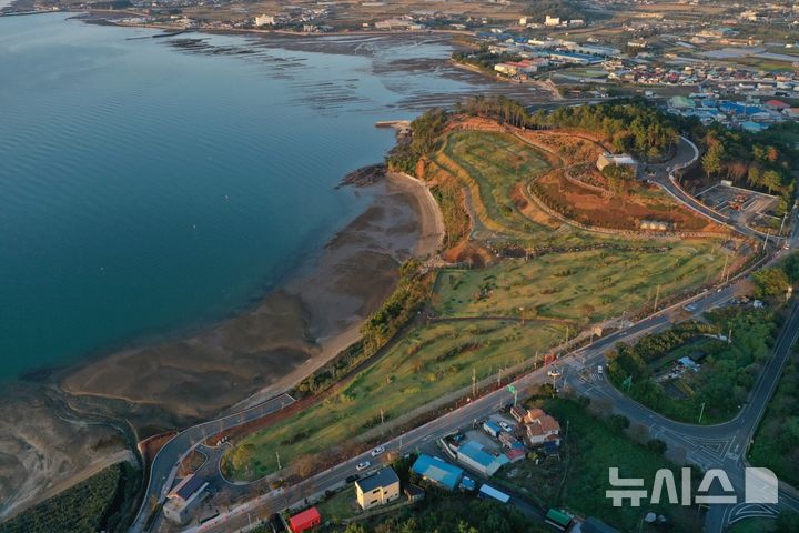 사천시, 아름다운 남해바다 끼고 도는 모충파크골프장 준공 임박