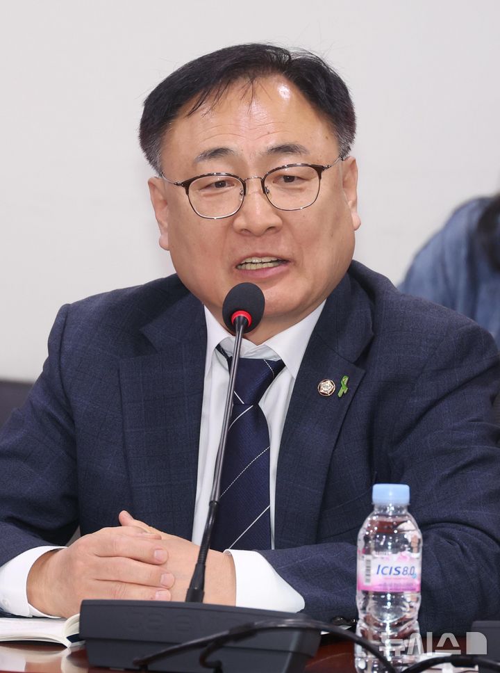 이광희 “제천시 인재육성재단, 기금 90% 보험에 몰빵…관리 부실” – 탐정사무소 인천탐정사무소 서울탐정사무소