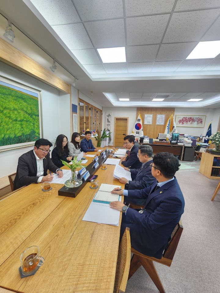 충북교육청-충북교원단체 소통 간담회. *재판매 및 DB 금지