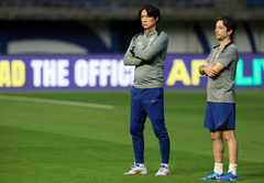 韓축구, 여전히 스리백 적응 중인데 홍명보 '얼굴마담' 잡음