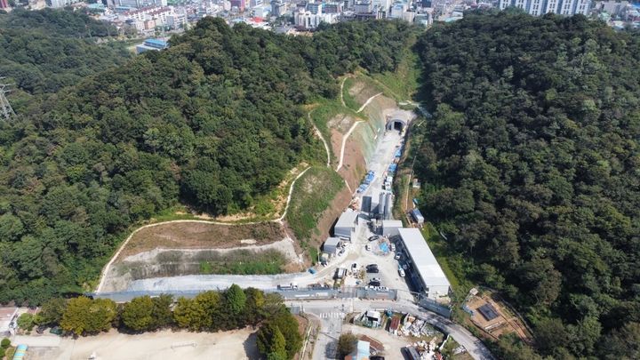 군산 주한미군공여구역주변지역개발 사업 4토지~리츠프라자 공사현장 전경 (사진=군산시 제공) *재판매 및 DB 금지