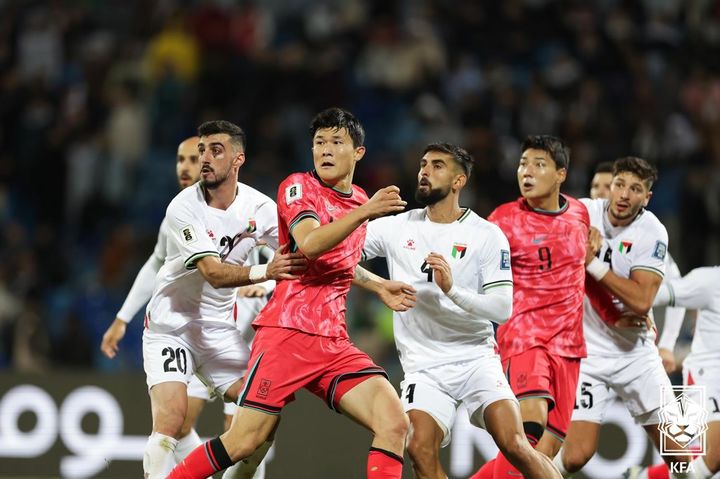 [서울=뉴시스]축구대표팀 센터백 김민재. (사진=대한축구협회 제공)