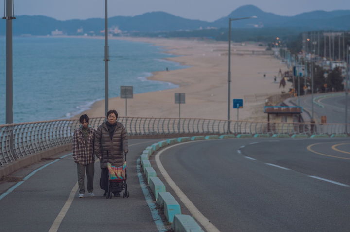 [집중 인터뷰]박이웅 감독 "책임질 수 있는 이야기를 하려 한다"