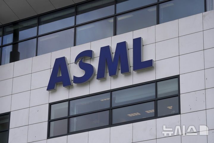 네덜란드 ASML 수주 호조…