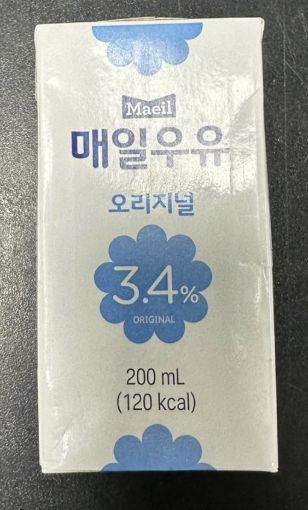 '세척수' 매일유업 처분 딜레마…영업정지 되면 낙농가는?