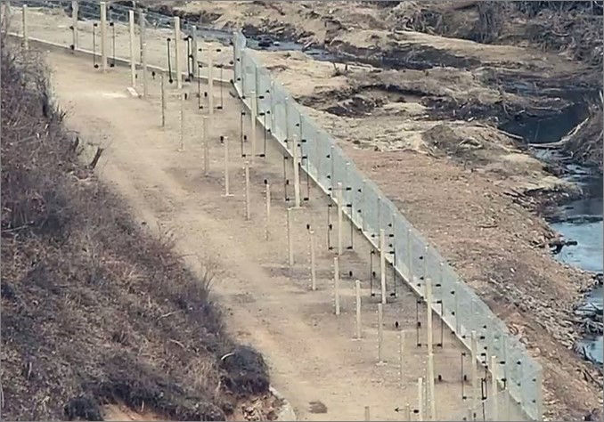 북, MDL 100m 안까지 철책 설치…합참 "명백한 정전협정 위반"(종합)