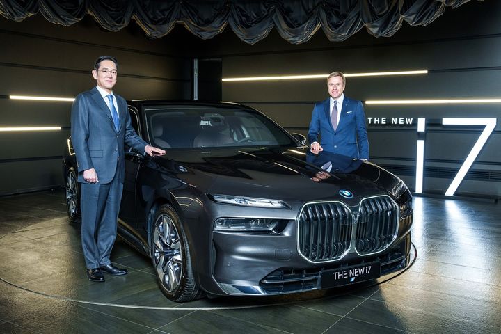 BMW 코리아 30주년…IMF 때도 투자, '수입차 1위' 우뚝