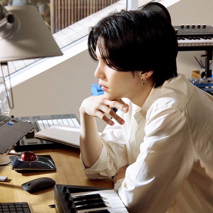 'BTS 슈가 50억 기부' 민윤기치료센터, 문 열었다