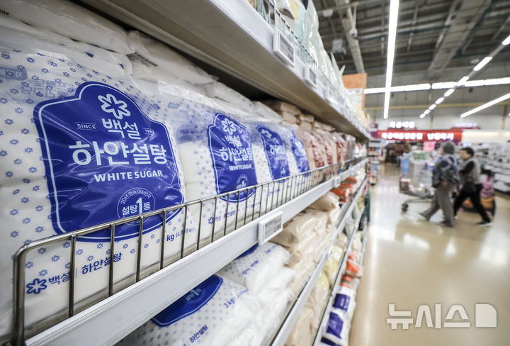 '가격담합 혐의' 제당사들, 檢압색에 당혹…식품가 파장 예의주시 '가격담합 혐의' 제당사들, 檢압색에 당혹…식품가 파장 예의주시