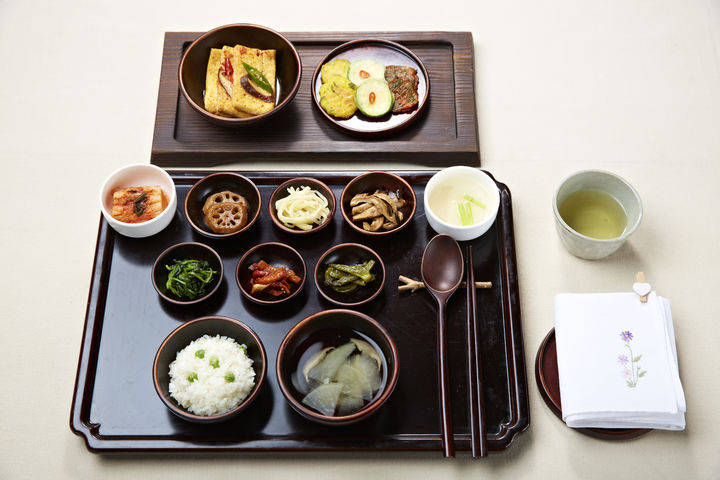 [서울=뉴시스] 서울 진관사 사찰음식 (사진= 한국불교문화사업단 제공) 2025.03.21. photo@newsis.com *재판매 및 DB 금지
