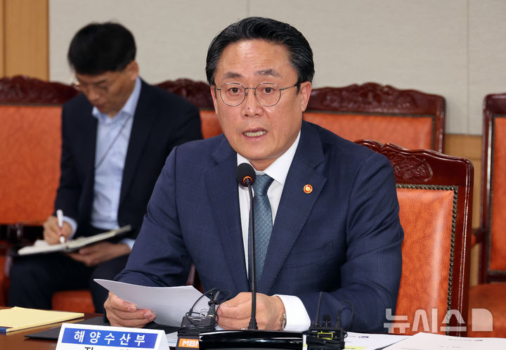 강도형 해수부 장관, 제주 어선 사고에 