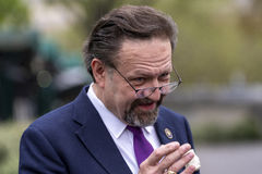 미 정부, 안티파를 테러 조직 지정…외국에 수사 압박