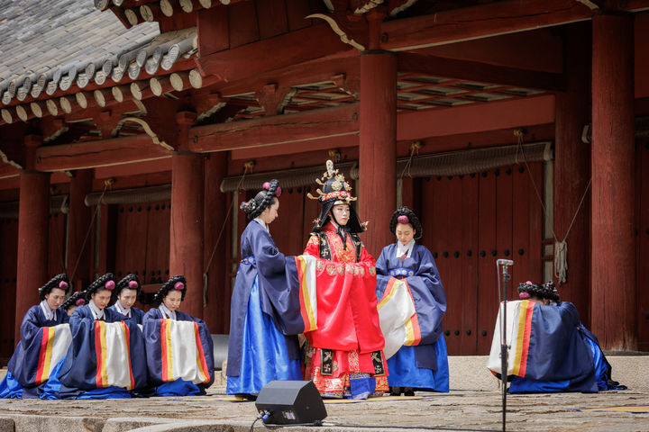 [서울=뉴시스] 종묘 묘현례 중 '묘현, 왕후의 기록' 창작 뮤지컬 공연 (사진=국가유산청 제공) 2025.04.14. photo@newsis.com *재판매 및 DB 금지