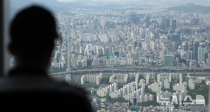 [서울=뉴시스] 김선웅 기자 = 지난 6일 서울 강남권 아파트 단지의 모습. 2025.05.12. mangusta@newsis.com