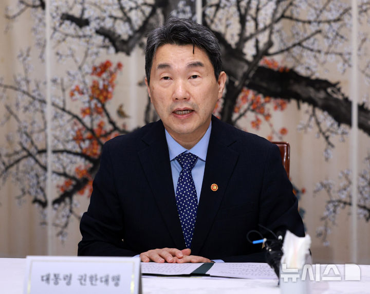 李대행, 내일 국조실장·기재장관 대행 만나 국정현안 논의