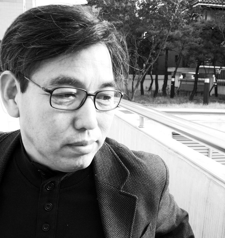 '깊은 강은 멀리 흐른다' 소설가 김영현 별세…향년 70세