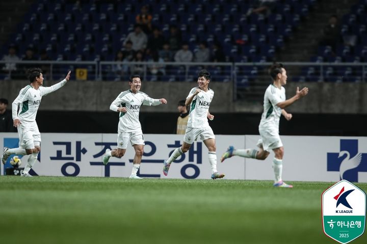 [서울=뉴시스] 프로축구 K리그1 전북현대의 전진우. (사진=한국프로축구연맹 제공) *재판매 및 DB 금지