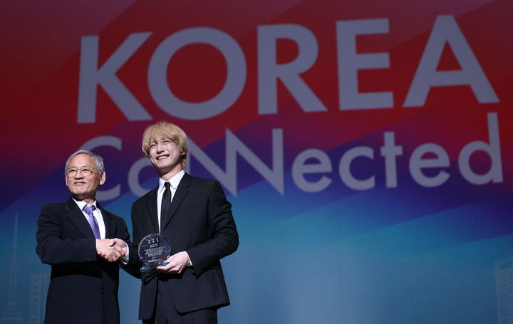 사카구치 겐타로, 韓관광 홍보대사 위촉…유인촌 