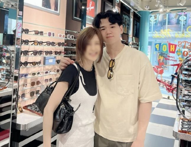 [서울=뉴시스] 김민지 씨와 윤후. (사진=김민지 씨 인스타그램 캡처) 2025.05.20 photo@newsis.com  *재판매 및 DB 금지