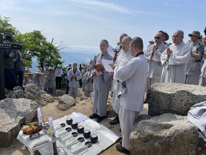 [서울=뉴시스] 해인사 을사년 단오 행사 (사진=해인사 제공) 2025.05.21. photo@newsis.com *재판매 및 DB 금지