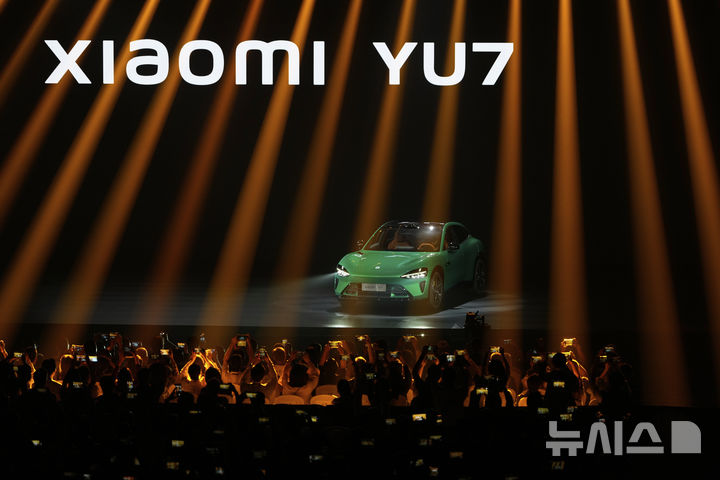 中샤오미, 전기차·AI 사업 첫 흑자…3분기 순이익 81%↑