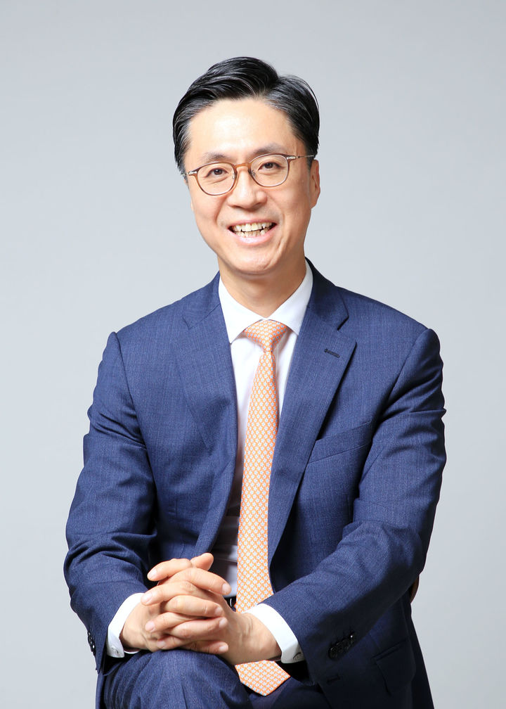 [울산=뉴시스] 구미현 기자 = UNIST는 22일 제10대 이사장에 송재호 경동홀딩스 회장을 선임했다. 사진은 송재호 이사장 (사진=UNIST 제공) photo@newsis.com *재판매 및 DB 금지