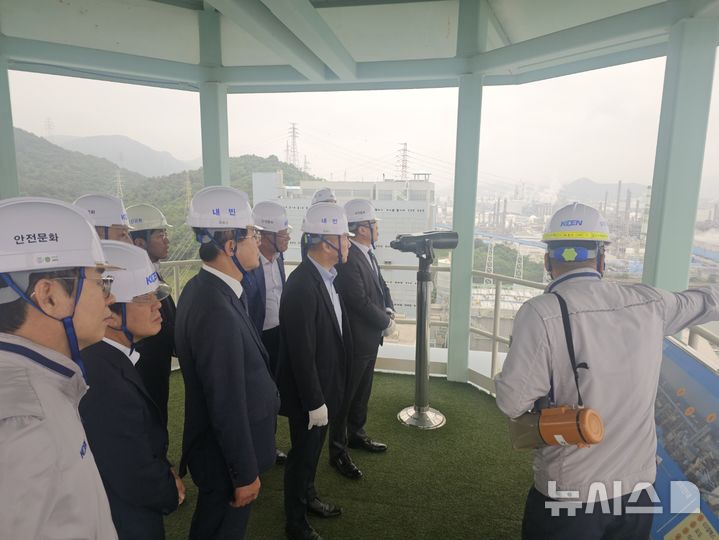 농식품부, 여수서 고체연료 발전·비료 수급 현황 점검