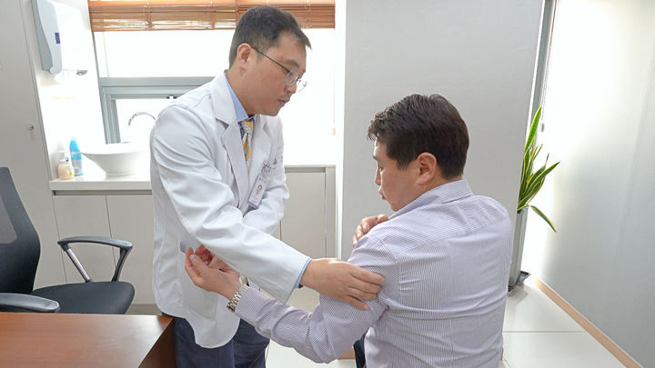 오십견, 참으면 낫는다?…