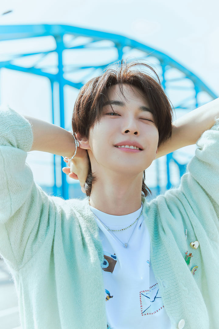 NCT 도영, 음악적 번짐이 날개로 돋아날 때…