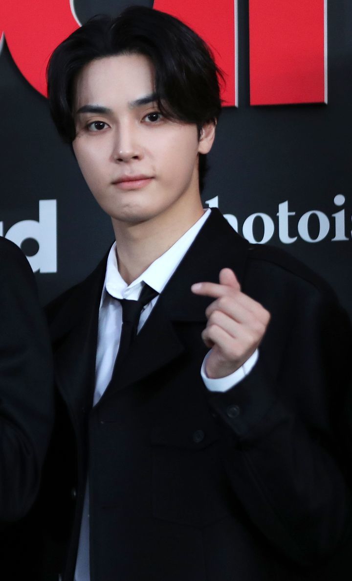 주학년 AV배우 논란에 소속사 