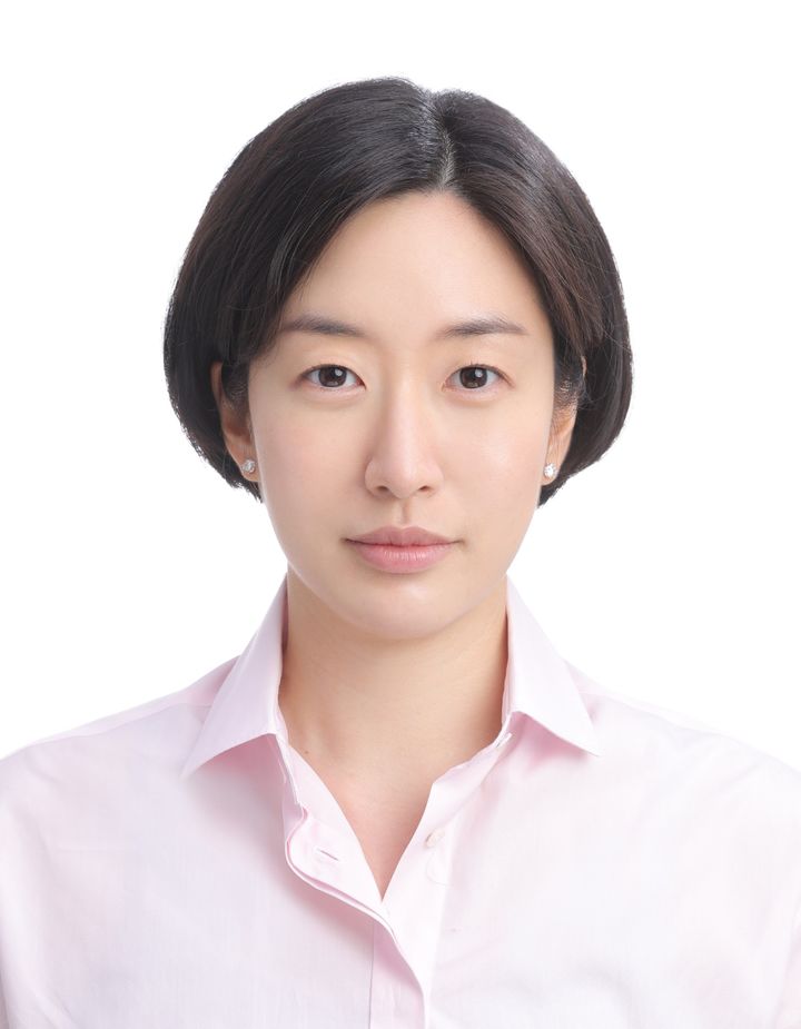 서경배 회장, 아모레퍼시픽 주식 19만주 차녀에게 증여