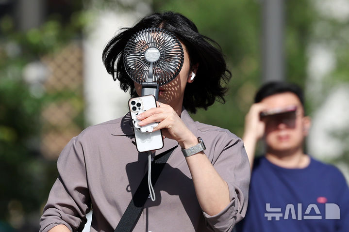 117년만의 '역대급 폭염'…온열질환 응급상황 대처법은?