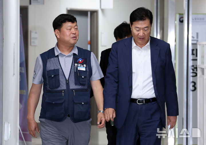 내년 최저임금 시간당 1만320원…17년만에 노사 합의 결정