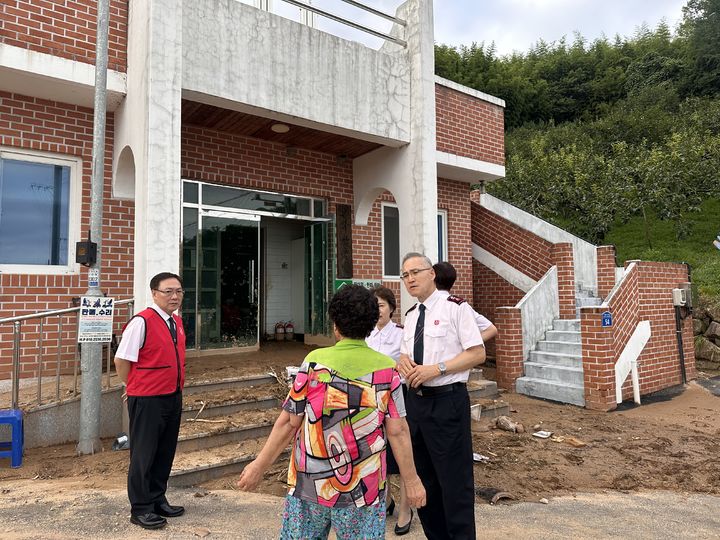 구세군, '폭우 피해' 충남 이어 경남·전남에 긴급 구호 확대