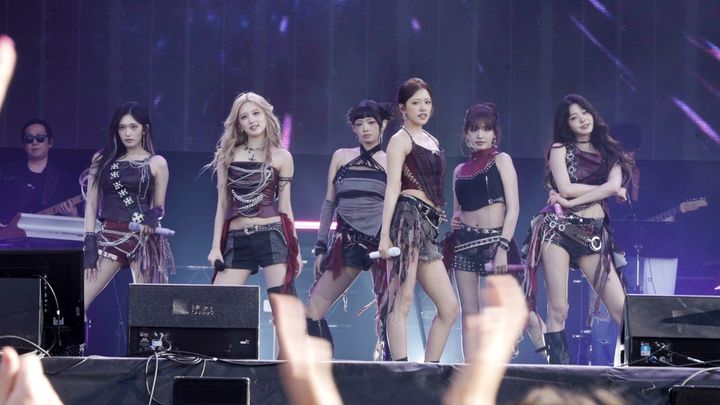 아이브, '음향송출 문제'에도 노련하네…'롤라팔루자 파리'
