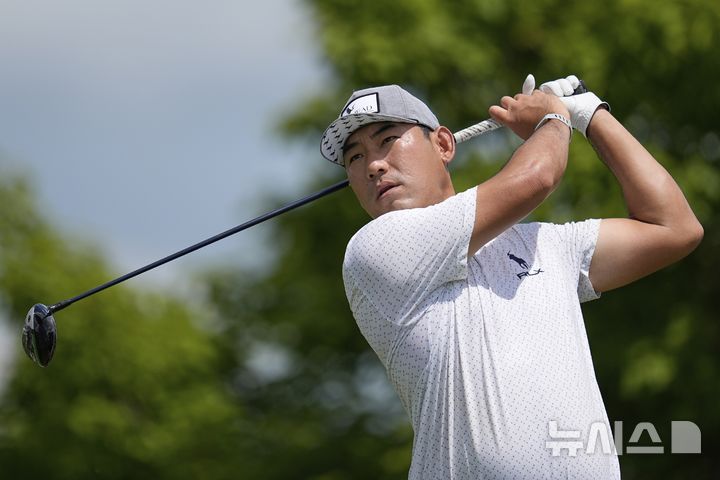 재미교포 김찬, PGA ISCO 챔피언십 2R 공동 2위…고정원 공동 4위