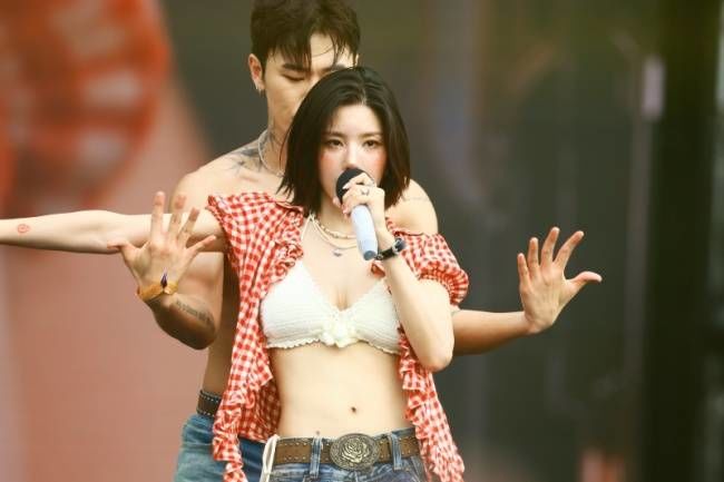 워터밤 여신 못본다…권은비, 부산 공연 무산