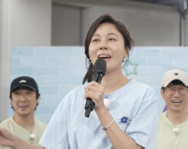 예능 적응 김하늘 첫키스 장소 질문에 