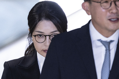 교육부, '김건희 논문·도이치 매입' 국민대 종합감사 착수