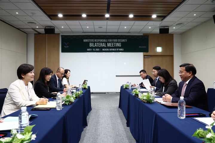 송미령, 한쥔 中 농업장관과 양자면담…