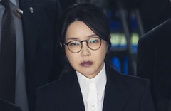 구속 만기 코앞인데…대법, 김건희 추가 전원합의기일 열기로