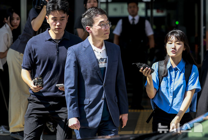 '코인 재산 신고 논란' 김남국, 무죄 확정