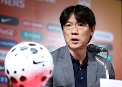 홍명보, 미국 원정 9월 A매치 명단 공개… 독일 태생 카스트로프 합류 [뉴시스Pic]