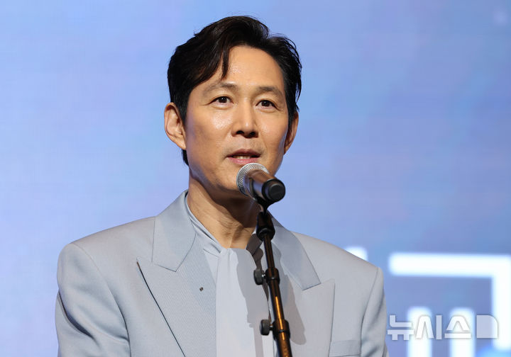 뉴시스 한류엑스포 찾은 이정재