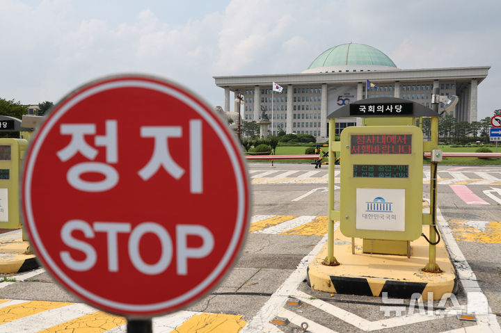 [신간] 6·3 지방선거 앞두고…민주주의에 던지는 질문들