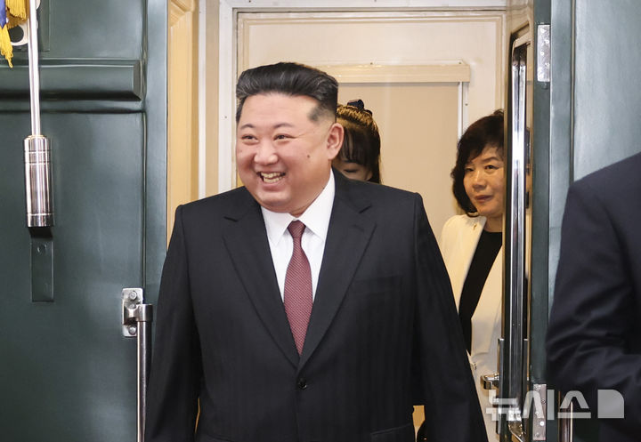통일부 "김정은 오늘 신압록대교 통해 방중…단둥 도착"(종합)