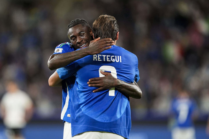 토트넘과 첼시, EPL 강등 위기 속 감독 교체와 심리 지원 강화