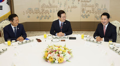 이 대통령, 여야정 민생경제협의체 회담…중동발 위기 대응 등 의제 제한없이 논의