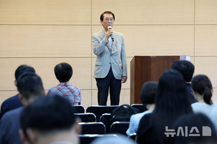 '전두환 장남' 전재국 최대주주 북스리브로 